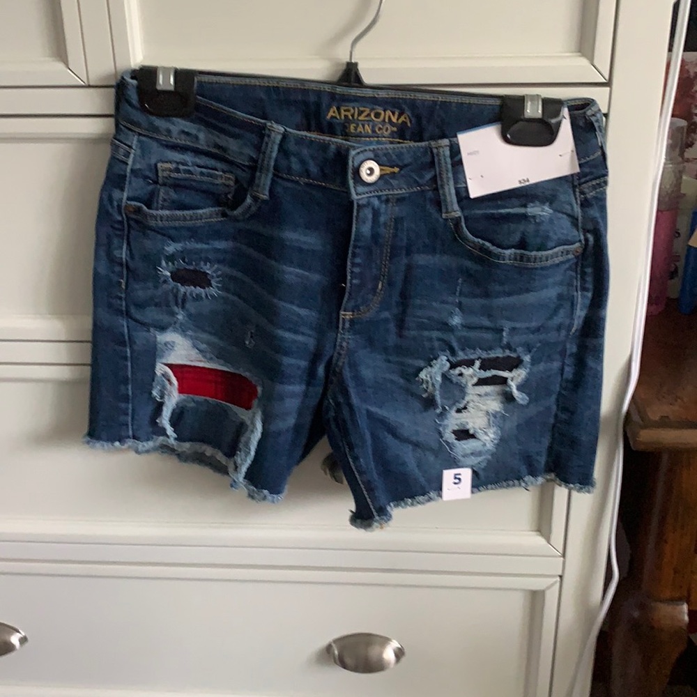 New distressed jean shorts